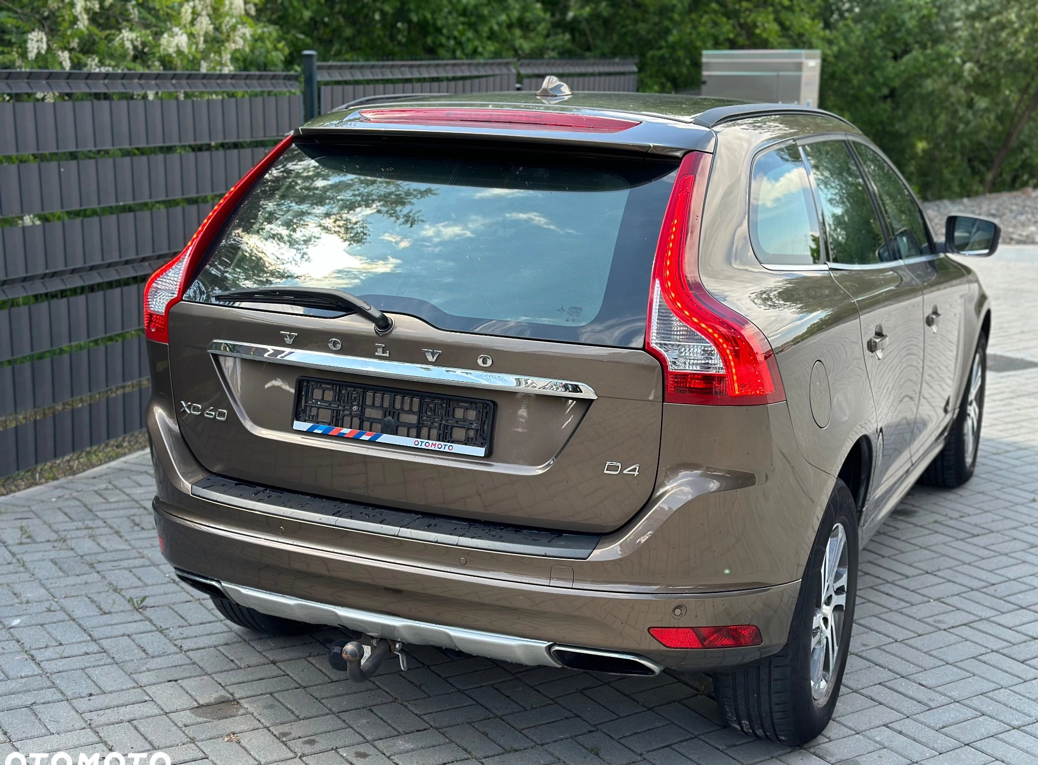 Volvo XC 60 cena 64990 przebieg: 240994, rok produkcji 2015 z Skalbmierz małe 352